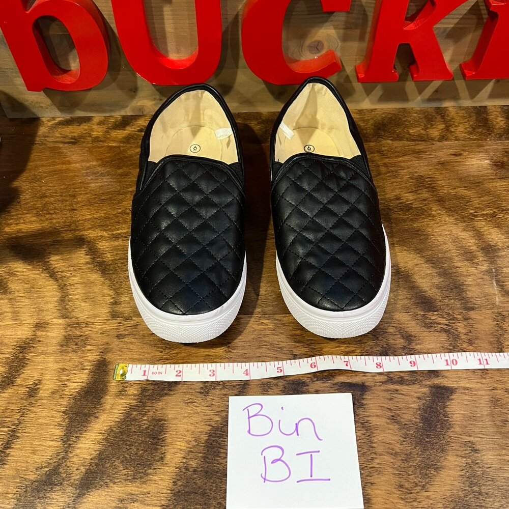 5/$20 Black Quilted Slip On Sneakers Bin Bi